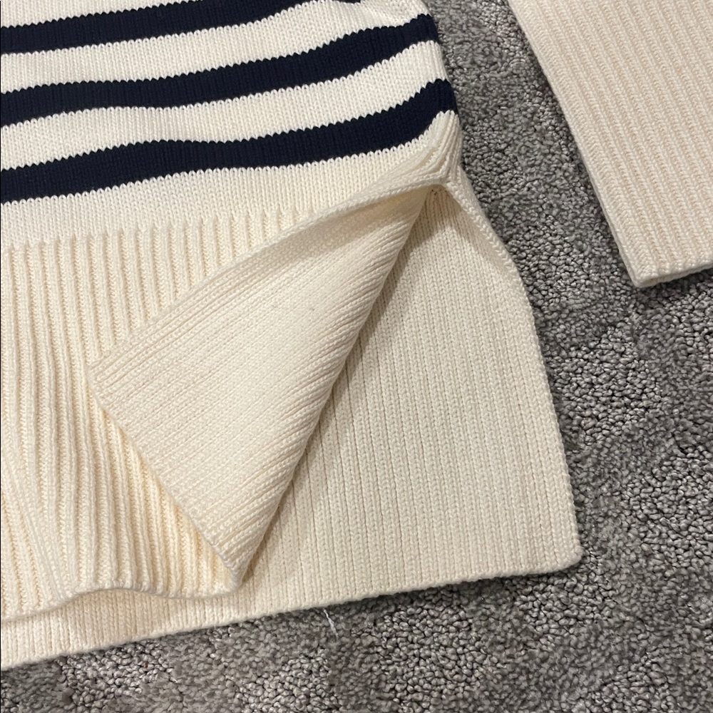 GAP cotton oversized pullover, super soft, cream with navy stripe, size XS - Picture 2 of 5